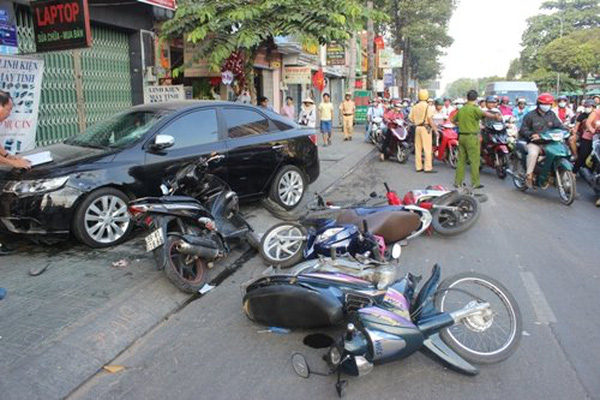 Nằm mơ thấy tai nạn nên đánh con gì?