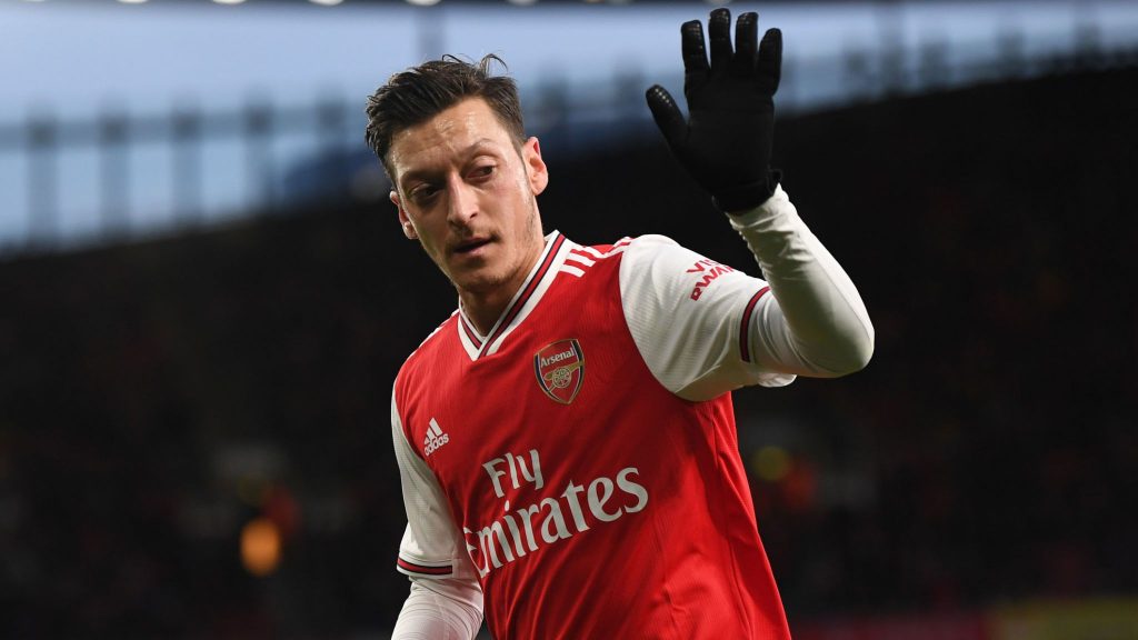 Cầu thủ Ozil 